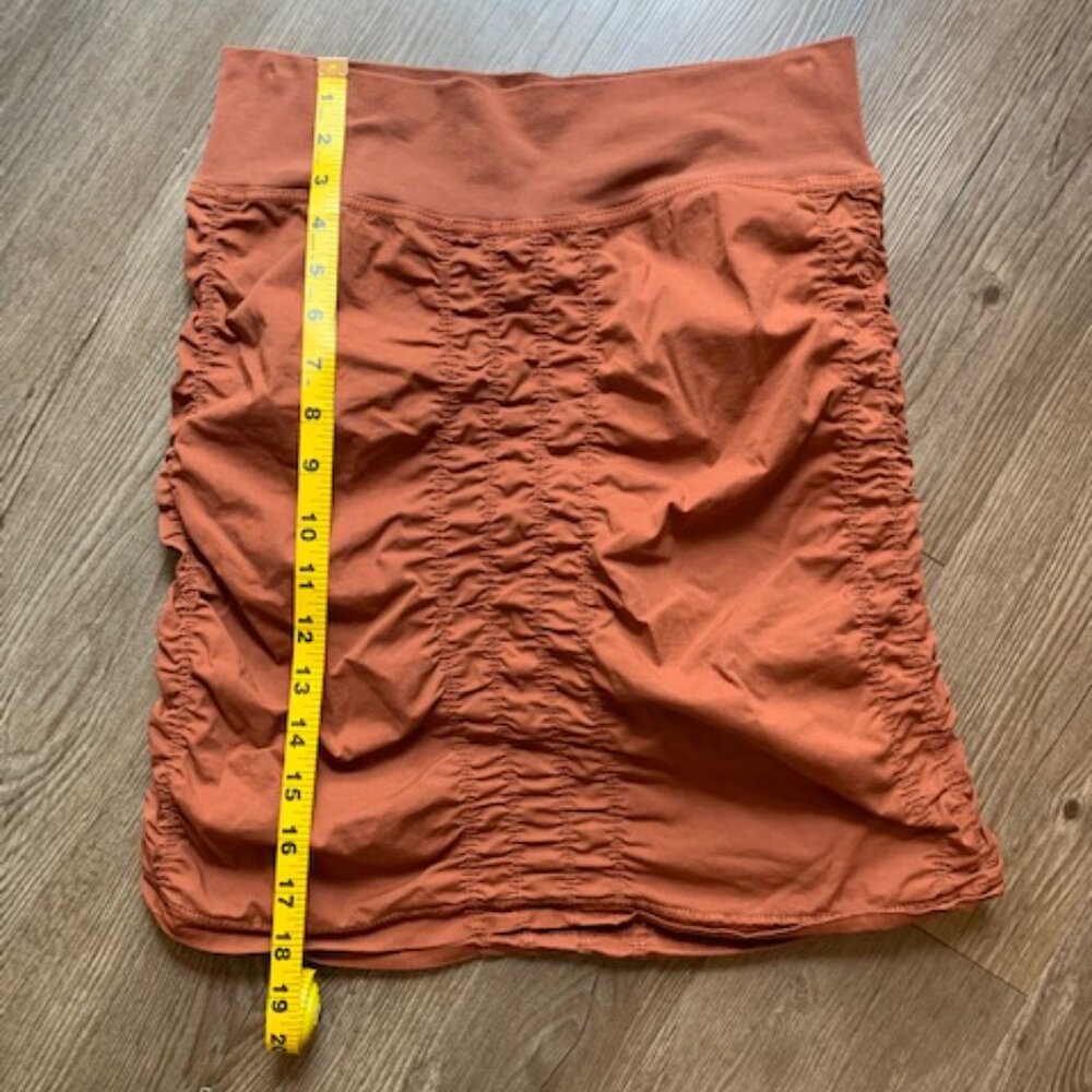 Y2K scrunch skirt - Picture 4 of 5